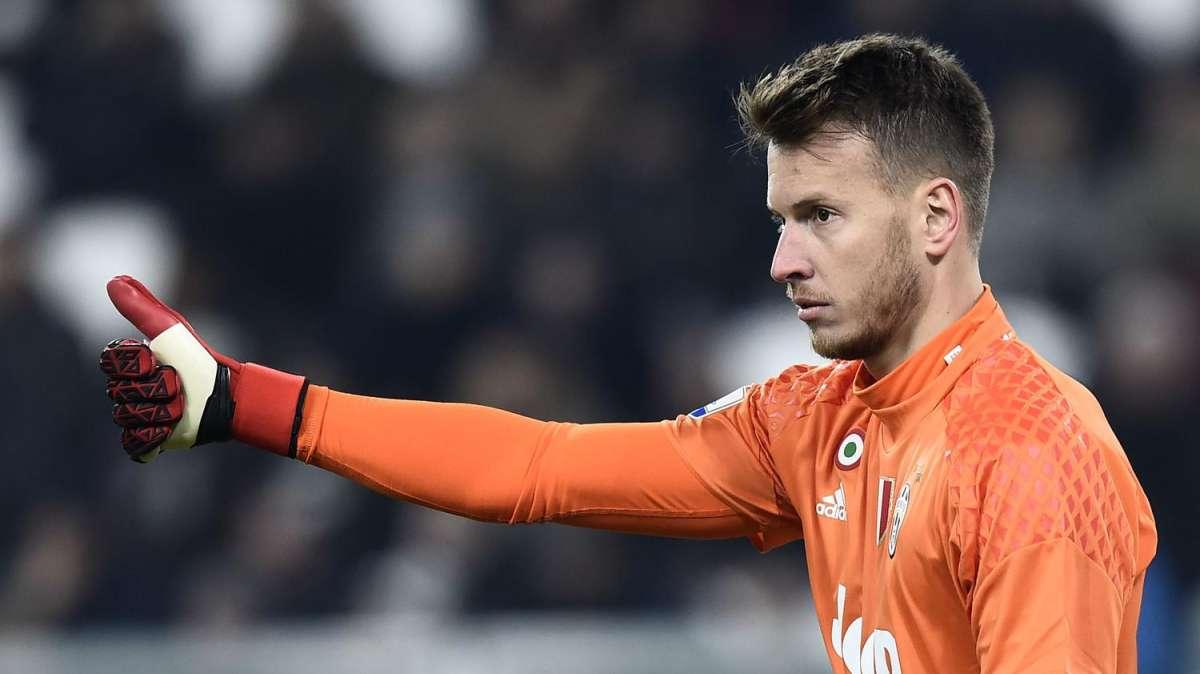 Calciomercato Lazio, anche l'Arsenal sulle tracce di Neto: le ultime