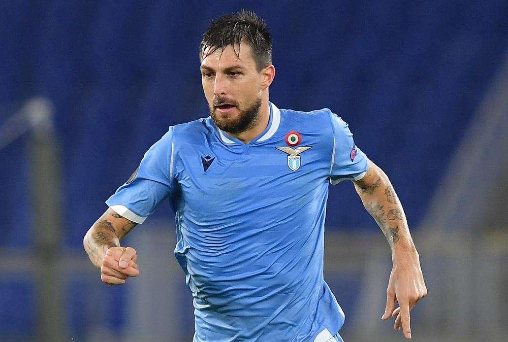 Acerbi e la questione rinnovo: la strategia della Lazio 