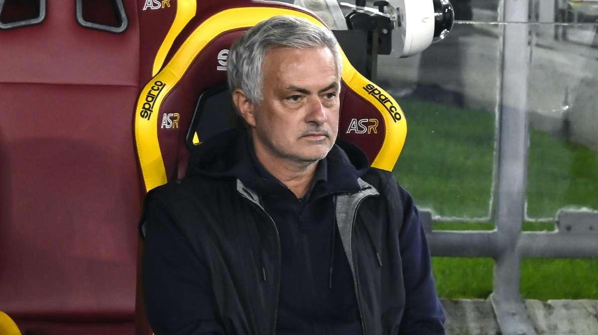Lazio - Roma, Mourinho su Sarri: "È molto simpatico, ci siamo detti che..."