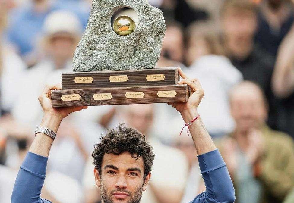 Gossip | Berrettini trionfa all'Atp di Gstaad: ecco il bottino