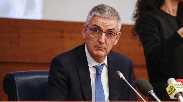 Covid-19, Brusaferro: "Bisogna pensare alla fase 2, ma l'indice di contagiosità..."