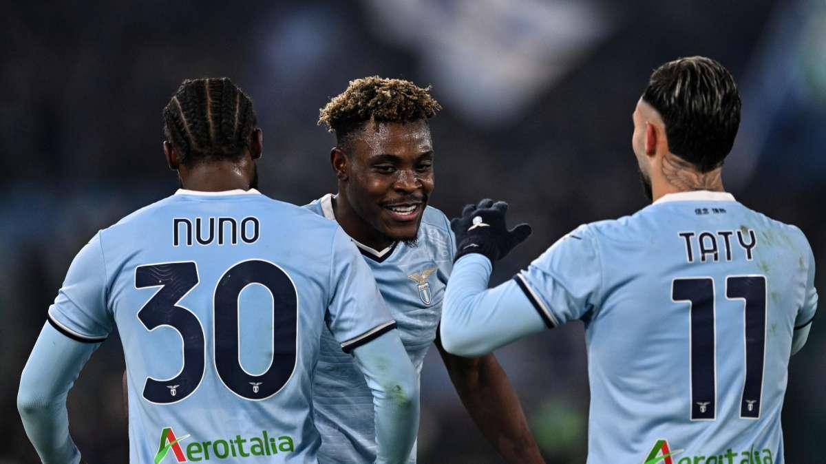 Roma - Lazio, ecco la maglia che indosserà la squadra di Baroni - FOTO