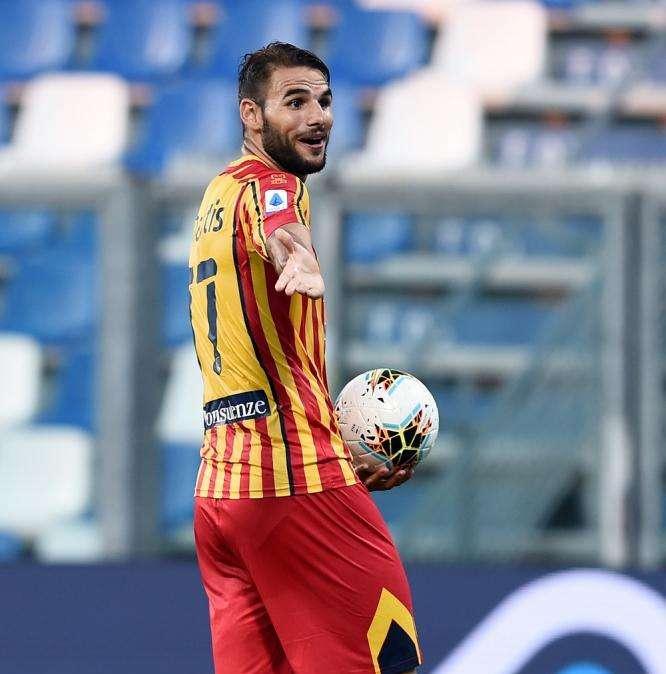 Lecce, Tachtsidis contro i tifosi: "Mi avete rotto il c***o con le vostre critiche" - FOTO