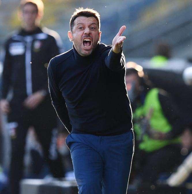 Serie A, D'Aversa: "Ripartire e poi fermarsi per il protocollo sarebbe un errore"