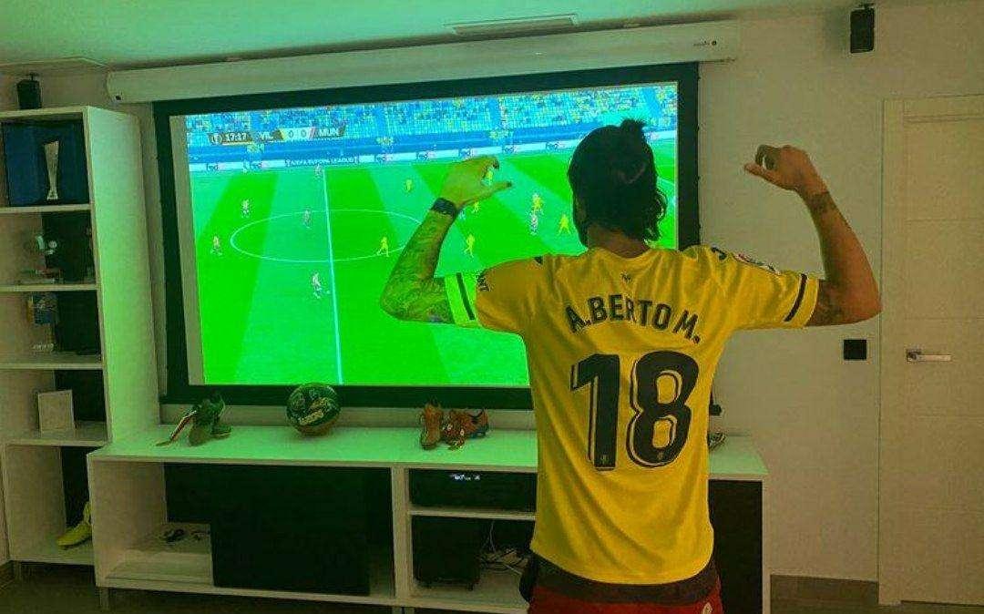Lazio, Luis Alberto tifa il Villarreal di Alberto Moreno: "Vai fratellino" - FOTO