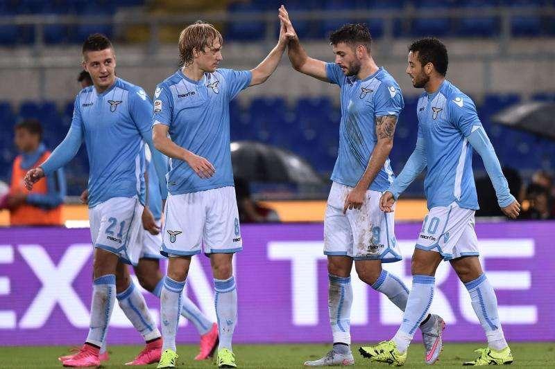 Cena di squadra, paga Mauri. Ma non c'è Morrison...