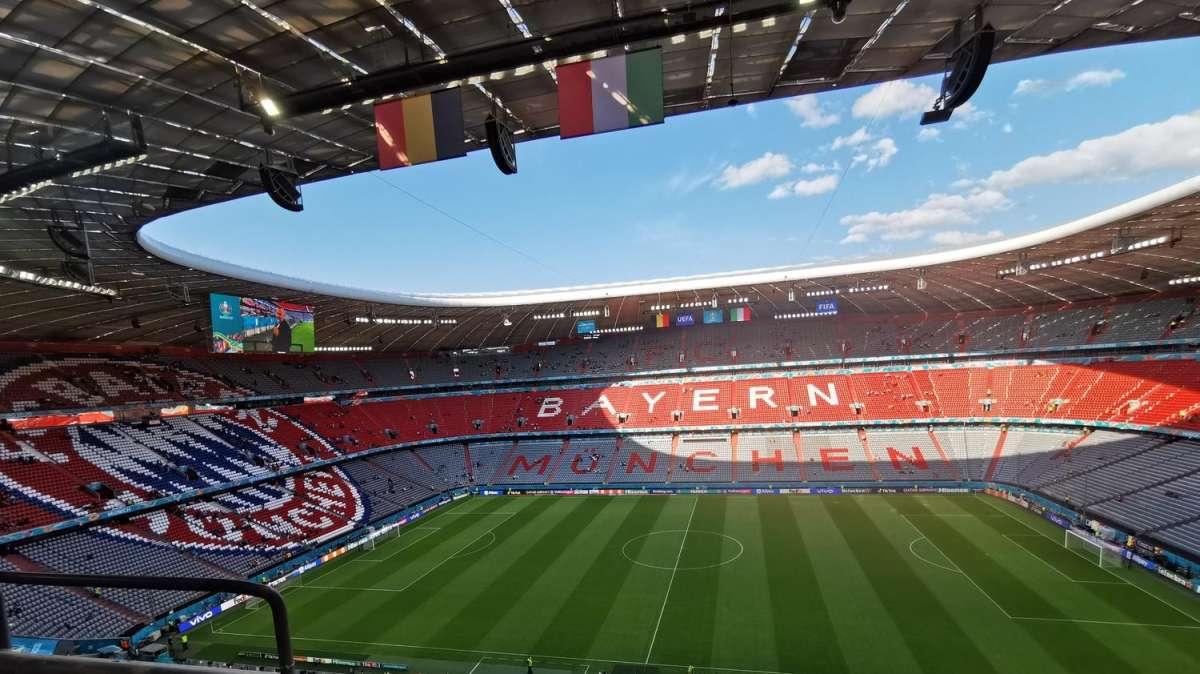 Bayern Monaco-Lazio, marea di tifosi senza biglietto: a Torino in mille