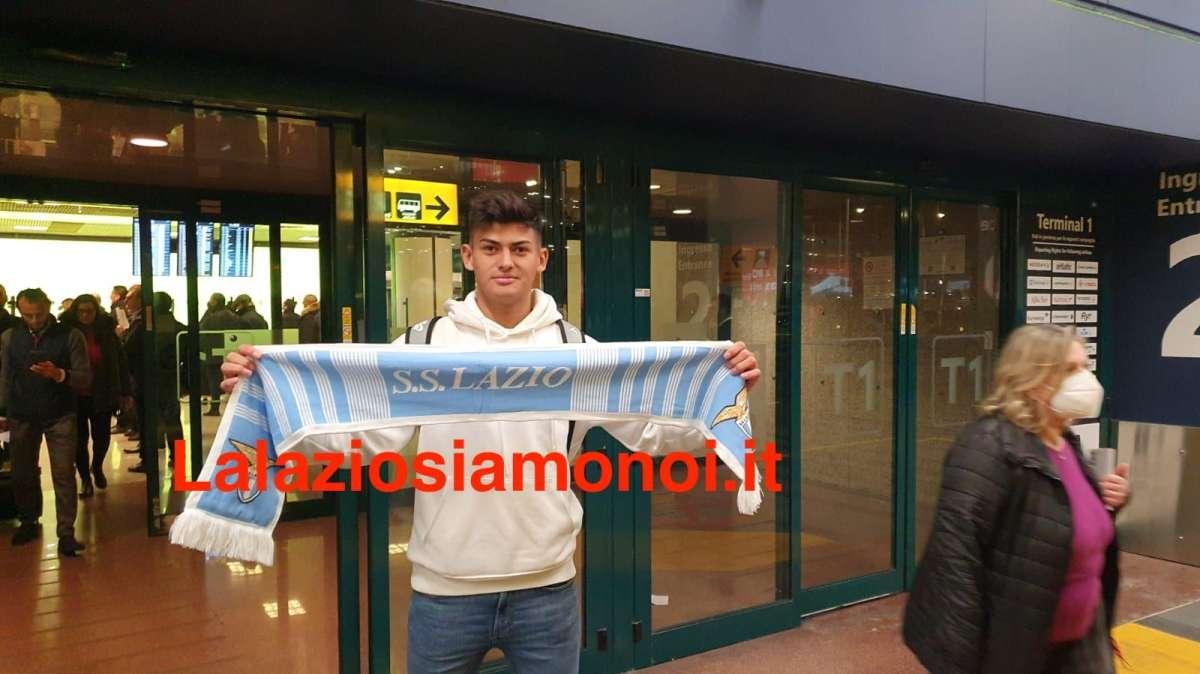 Fiumicino, Diego Gonzalez sbarca nella Capitale: "Forza Lazio" - FOTO&VIDEO