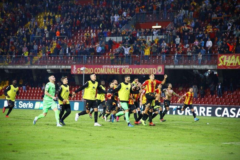 Il Benevento in Serie A con sette giornate d'anticipo: il messaggio della Lazio - FT