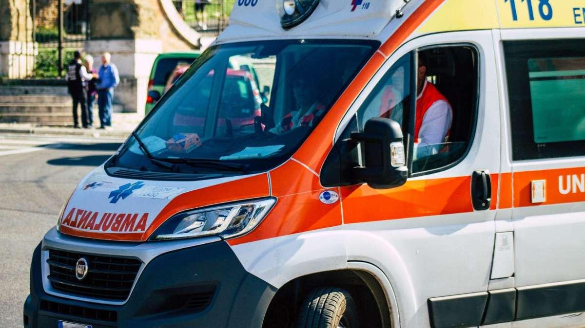 Udine, incendio in una comunità per minori: morto un 17enne