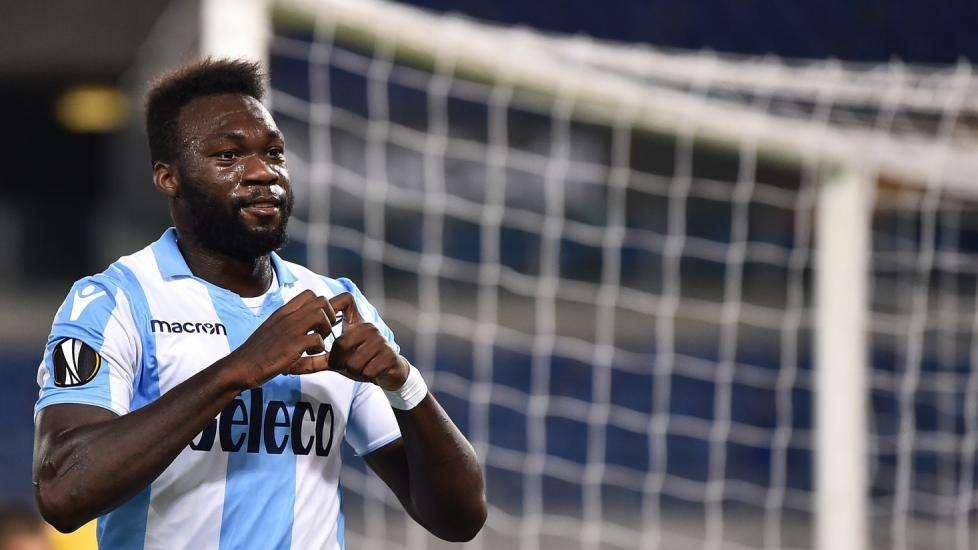 Caicedo, per Inzaghi non arrivano buone notizie: previsto un mese di stop