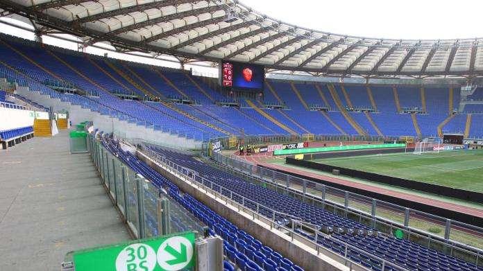 Europa League:  un turno a porte chiuse, ma l'Uefa sospende la pena
