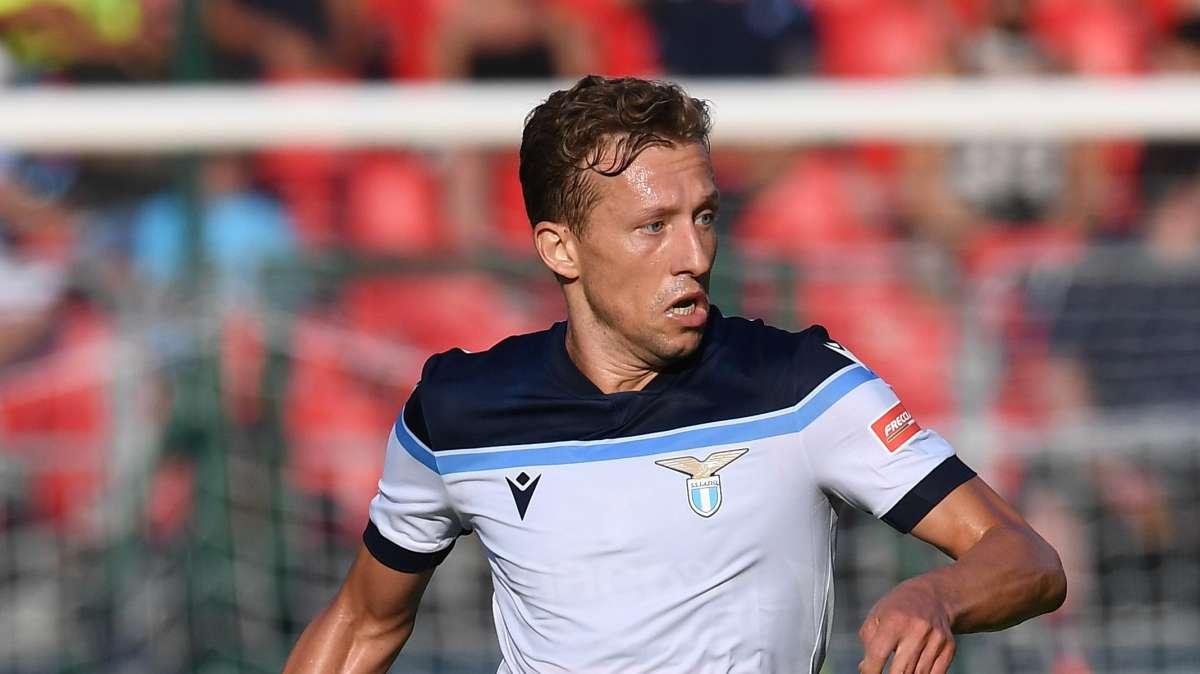 Lazio, domenica libera: Leiva e Reina si rilassano a Capri – FOTO 