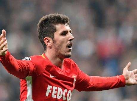 Calciomercato Lazio, dalla Spagna insistono: duello col Granada per Jovetic