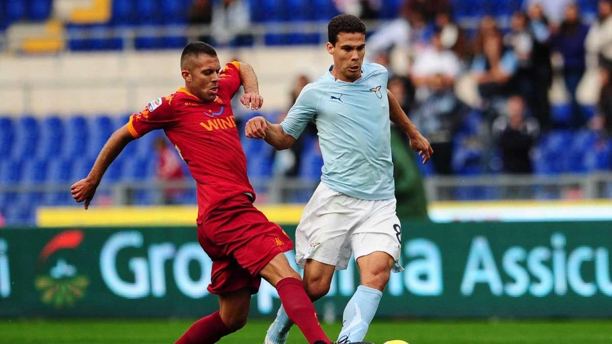 LE PAGELLE di Lazio-Roma: Rocchi ed Hernanes deludono, Zàrate dà la scossa ma non basta...Dias, errori decisivi!