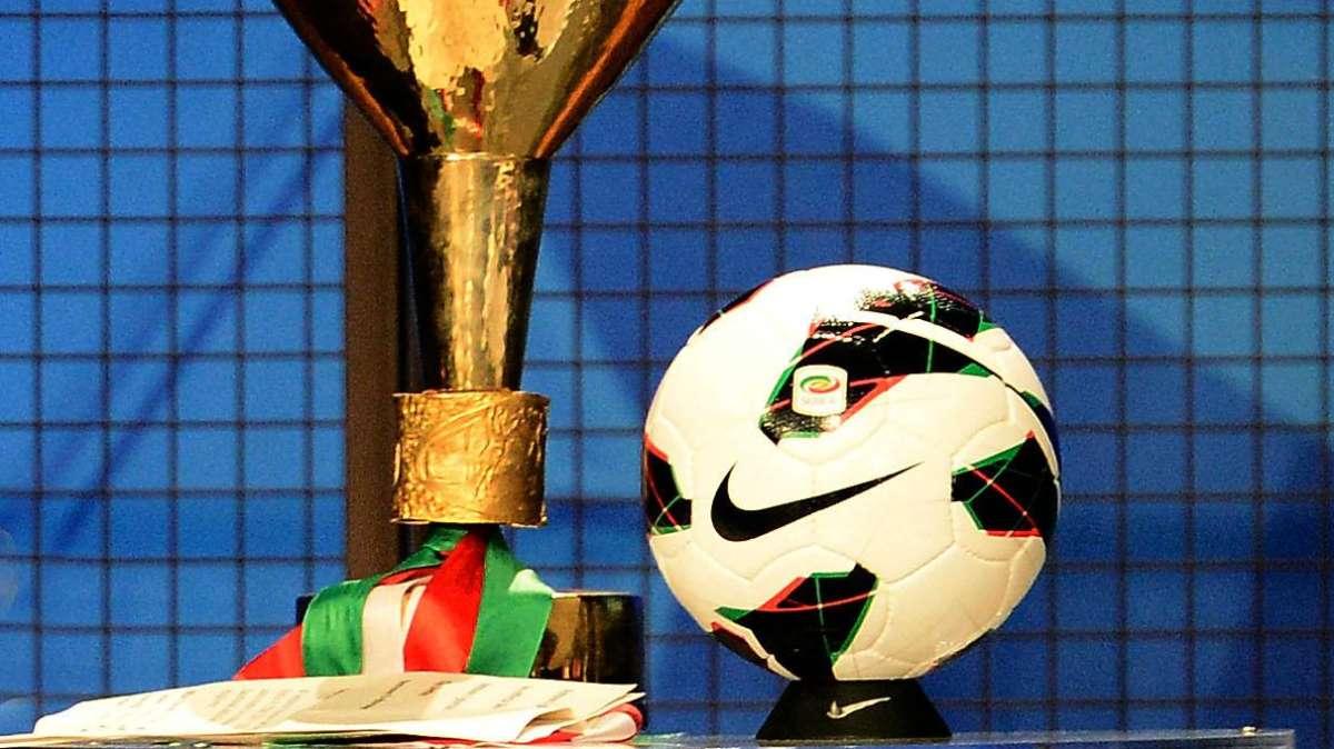Calendario di Serie A: Lazio esordio in casa con l'Udinese, derby subito alla 4°. Lotito: "Non vendo i big, Hernanes resta"