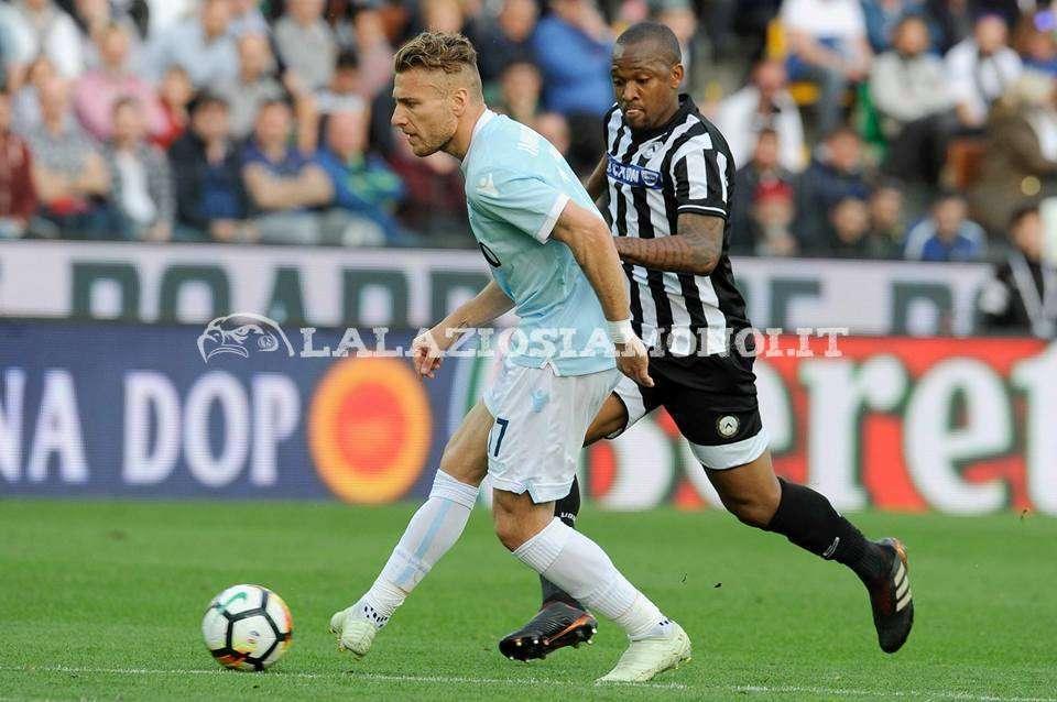LE PAGELLE DEI QUOTIDIANI - Immobile gol, assist e sacrificio. Leiva un gigante, bene Luis Alberto