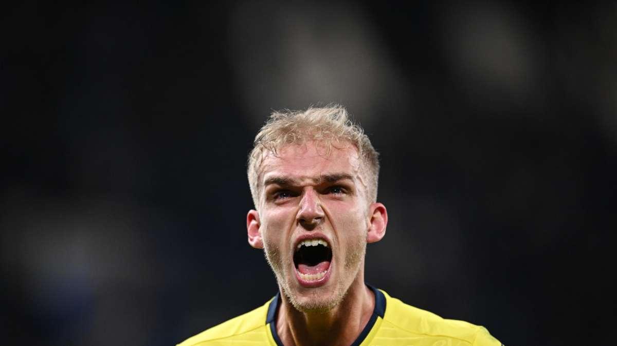 Lazio, buon compleanno Isaksen! Gli auguri della società - FOTO