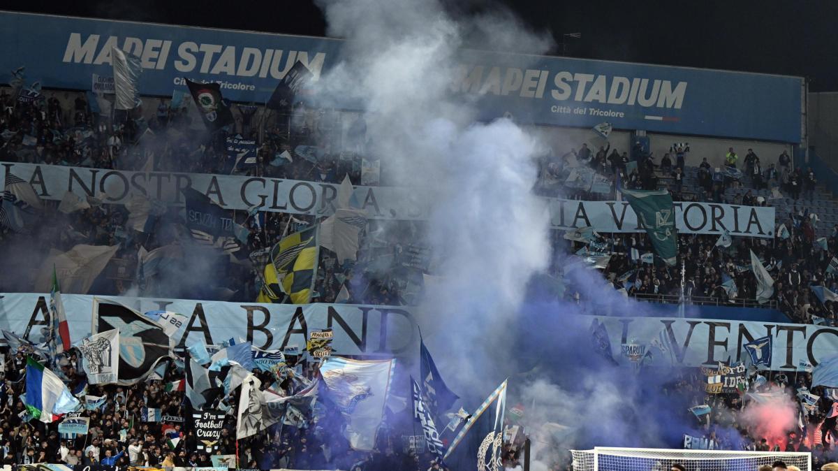 Sassuolo-Lazio, la provocazione dal settore ospiti: "Resteremo in Serie A"
