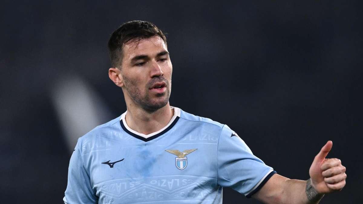 Lazio, Petrucci (Sky): "Si punta ad abbassare il monte ingaggi". E su Romagnoli...