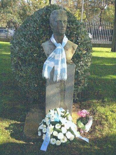 Lazio, il busto di Maestrelli a Tor di Quinto oggetto di restauro. E una sorpresa in cantiere…