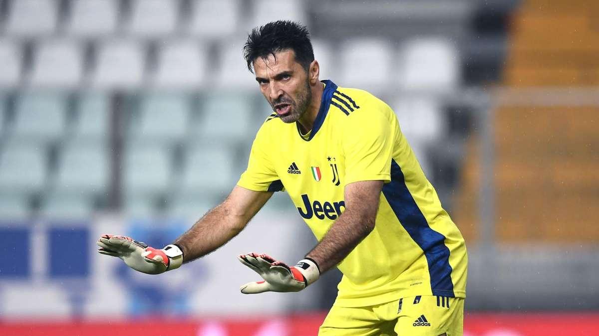 Buffon, ci risiamo: rischia un altro deferimento per bestemmia 