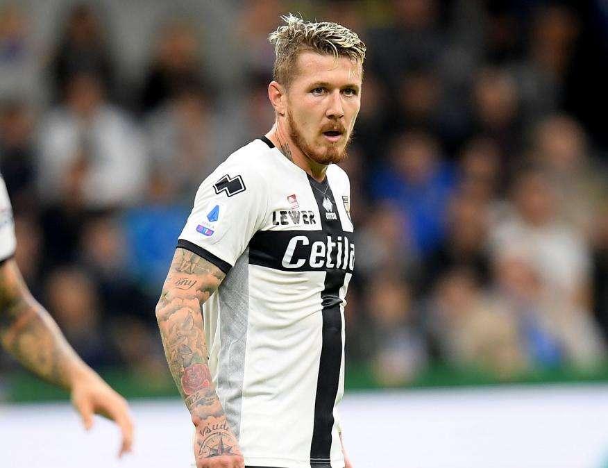 Parma - Lazio, Kucka alla Nainggolan: “Vargognatevi” - FOTO