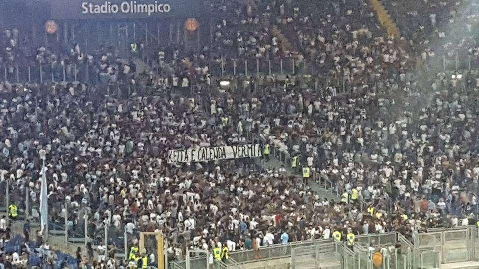 Curva Nord, striscione contro Keita e l'agente Calenda - FOTO