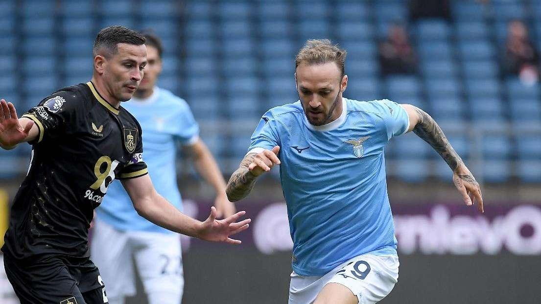 Lazio, Lazzari non ci sarà al derby: si allungano i tempi di recupero