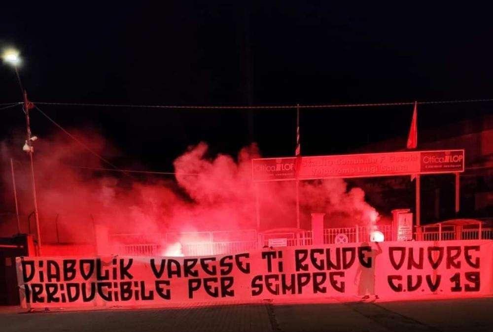 Morte Diabolik, il ricordo del mondo ultras: “Vola un'aquila nel cielo” - FT