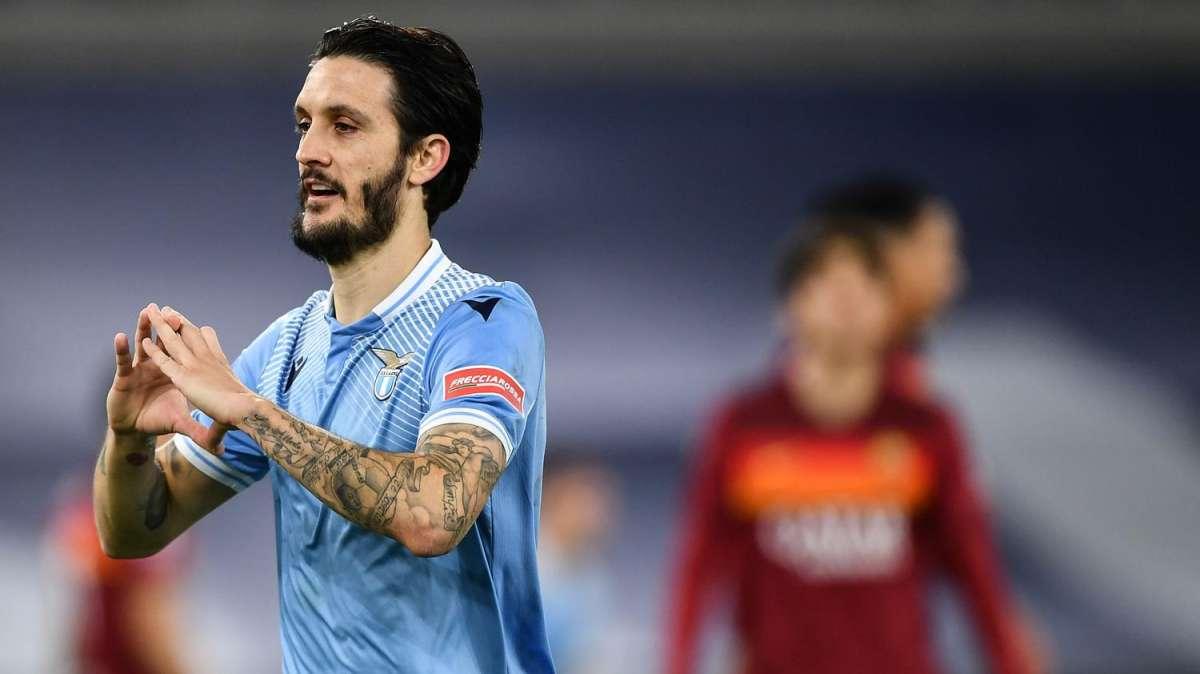 Arroganza e boria: quando l'essere romanista diventa un assist alla Lazio