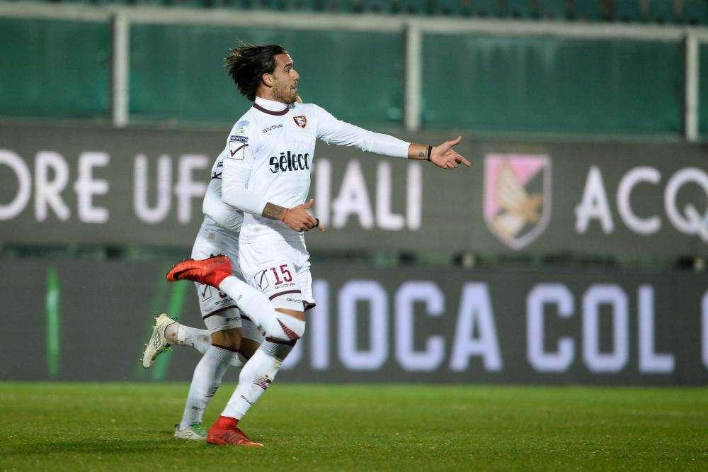 Calciomercato Lazio, nuovo sorpasso del Cosenza per Casasola: l’esterno atteso in Calabria