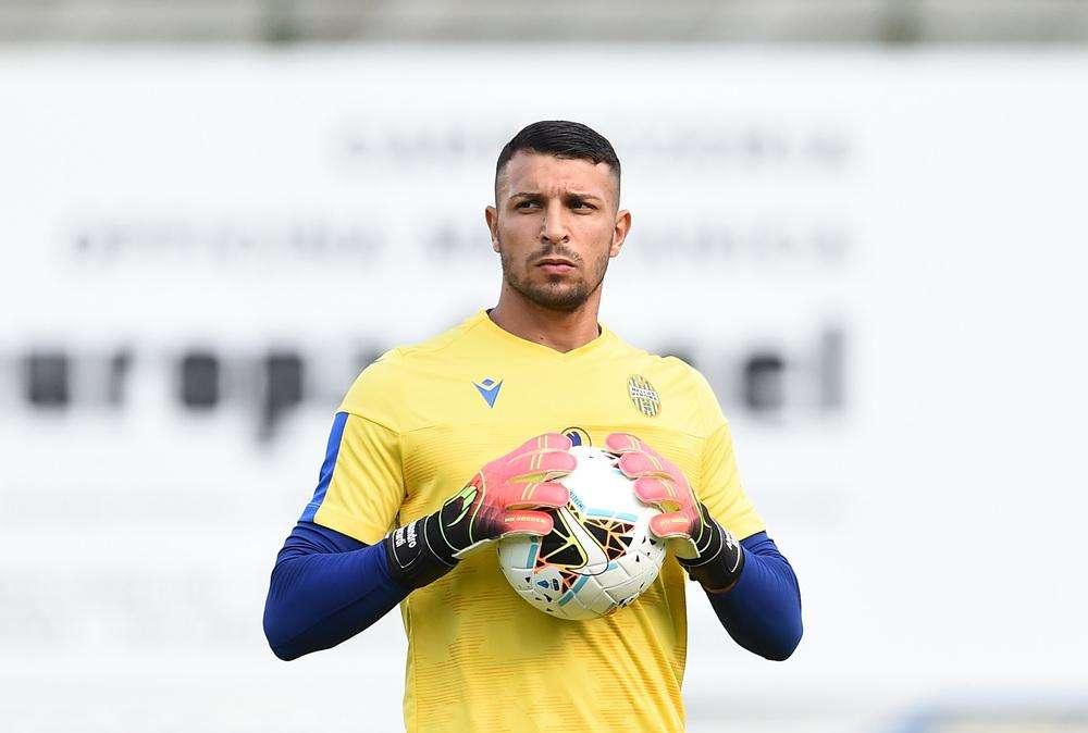 Lazio | Furlanetto ko, contattato lo svincolato Berardi. Ma il regolamento...