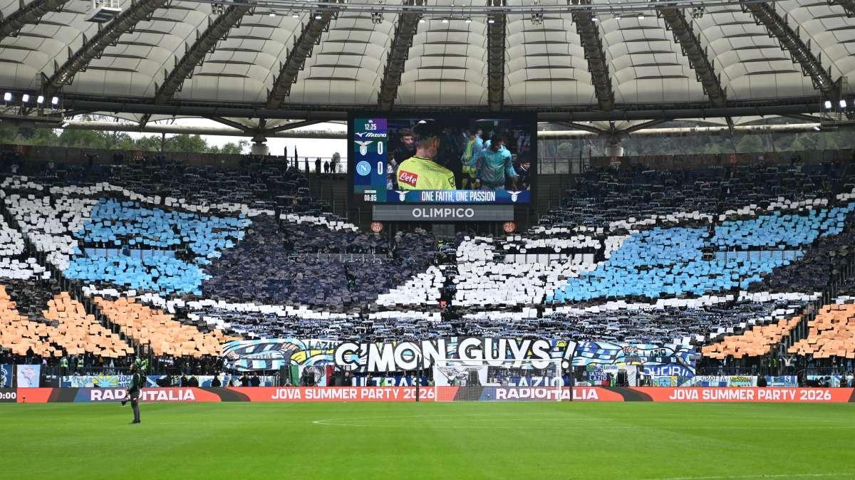 Lazio, sui social si rivedono i tifosi: l'appuntamento verso il Milan - FOTO