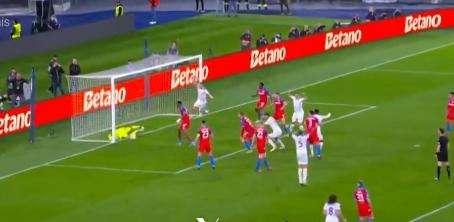 Lazio-Viktoria Plzen 1-1 | Il gol di Romagnoli - VIDEO