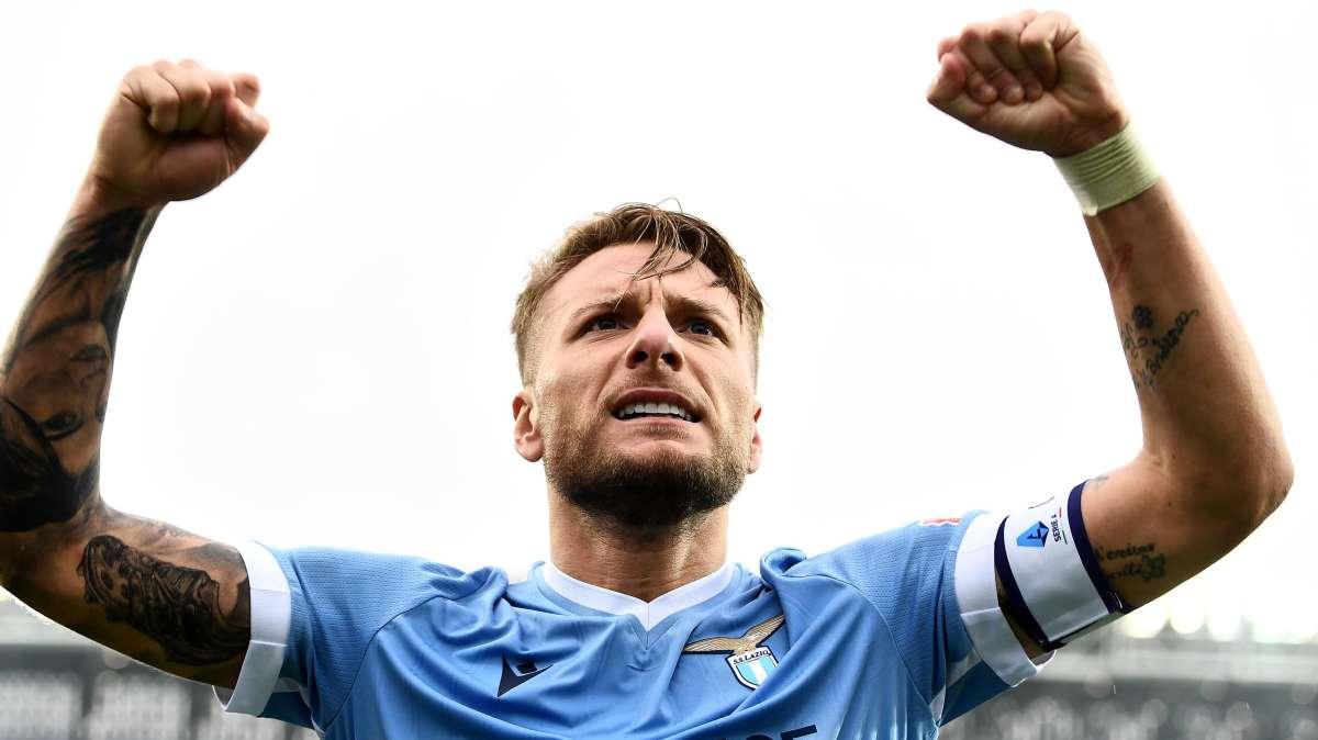 Lazio, fascia da capitano rossa per Wilson: arriva la richiesta ufficiale