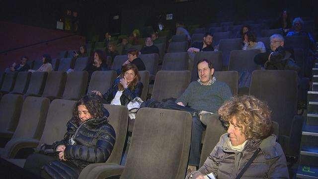 Coronavirus / Cinema, sarà rivoluzione: spettatori distanziati, niente pop corn e mascherine
