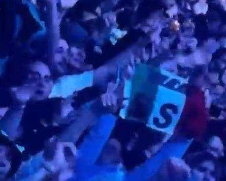 Lazio e Oasis, il racconto di Mattia: "Hanno inquadrato la mia bandiera..."