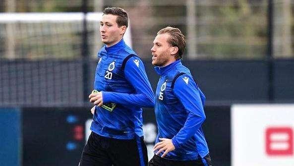 Lazio, il Bruges si allena in segreto: campo blindato. Sui social: "Pronti alla battaglia" - FOTO