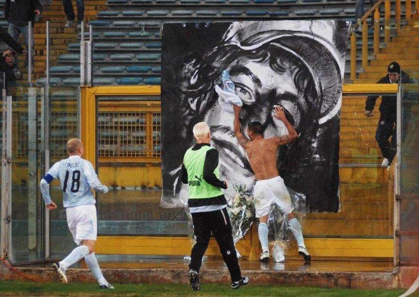 LAZIO STORY - 25 novembre 2007: quando Firmani "abbracciò" Gabriele Sandri 