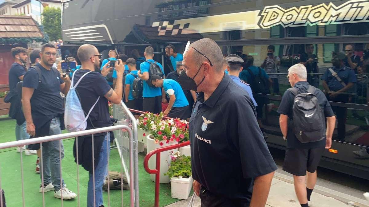 AURONZO GIORNO 1 - Lazio, Sarri non ha perso il vizio: il rituale prima dell'allenamento