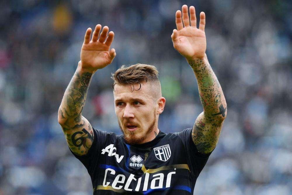 Parma, seduta mattutina in vista della Lazio: Grassi e Kucka a parte