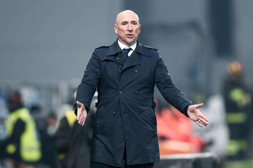Cagliari, Maran: "Lazio squadra forte, si gioca lo scudetto con Inter e Juventus"
