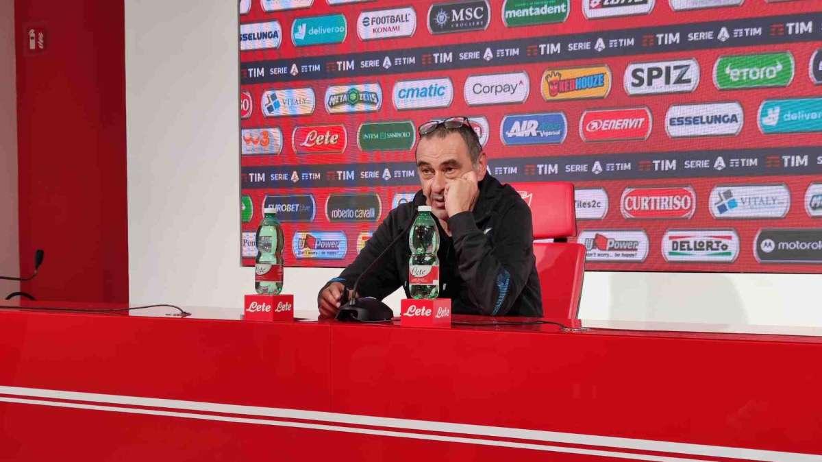 RIVIVI LA DIRETTA - Lazio, Sarri: "Voglio smettere di allenare qui, se non succede nulla..." 