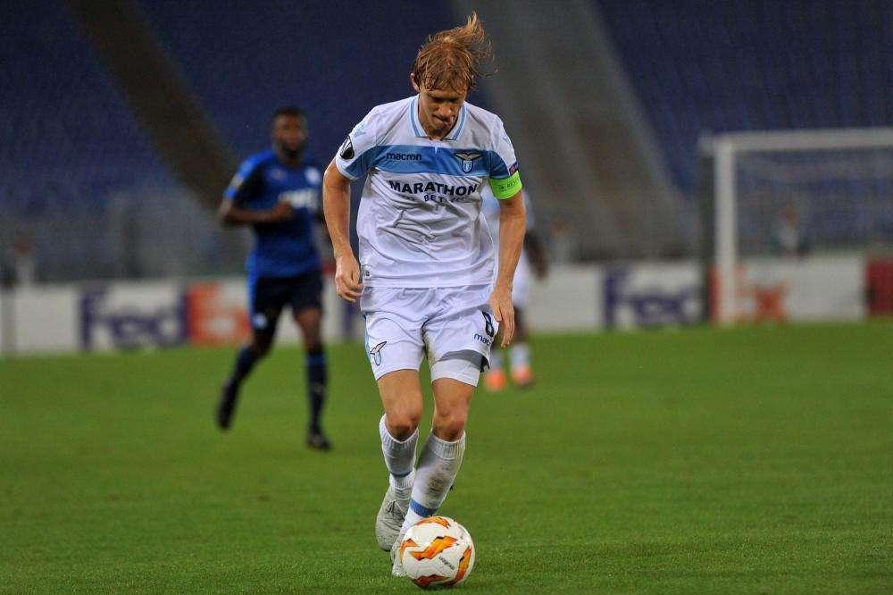 Lazio, Basta: “Il gol al derby il momento più bello. Champions? Andiamo sicuro!”
