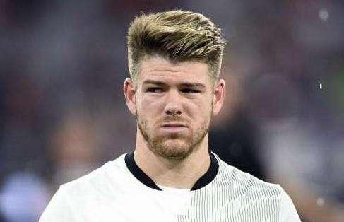 Calciomercato Lazio, Alberto Moreno sul futuro: "Tutte le porte aperte"