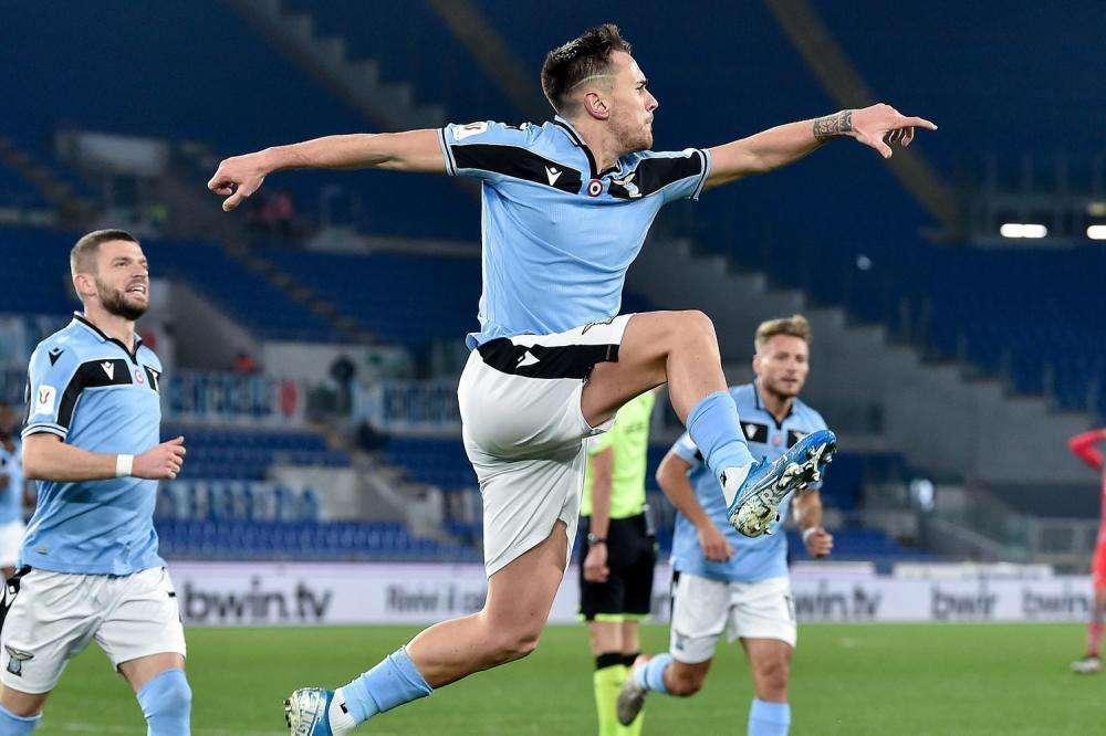 Lazio spagnola, anche senza Luis Alberto: Patric e Jony al top, Cremonese ko