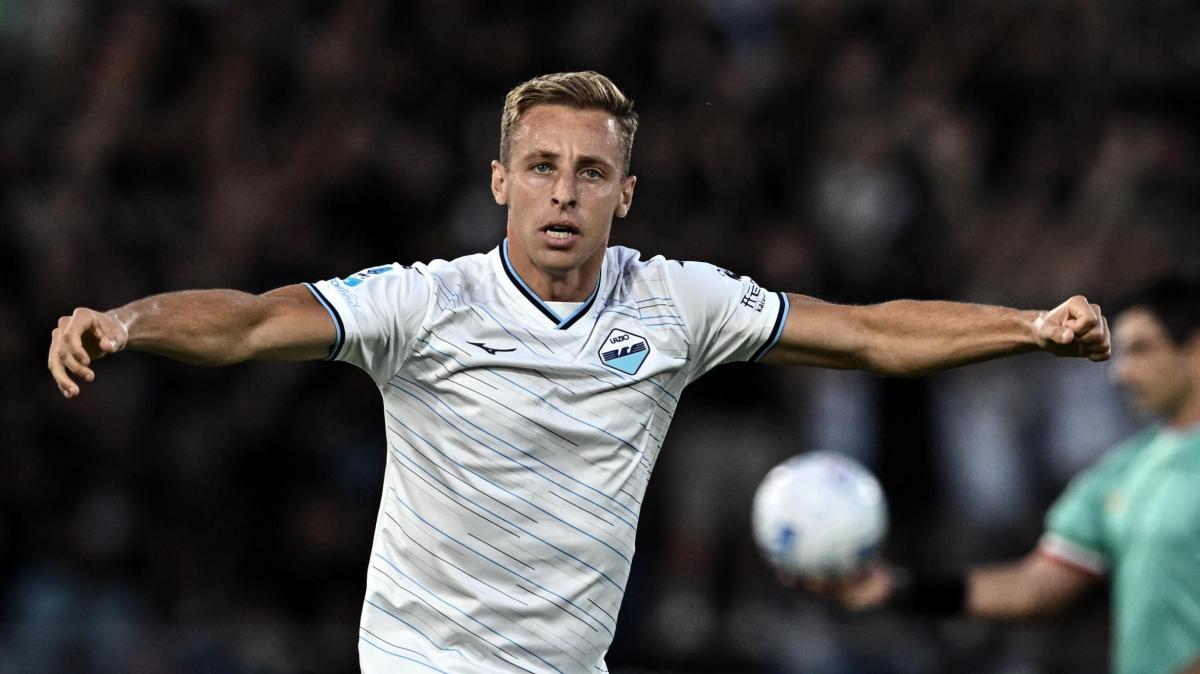 Lazio, Frattesi: “Ho rischiato di uscire in barella dallo stadio”