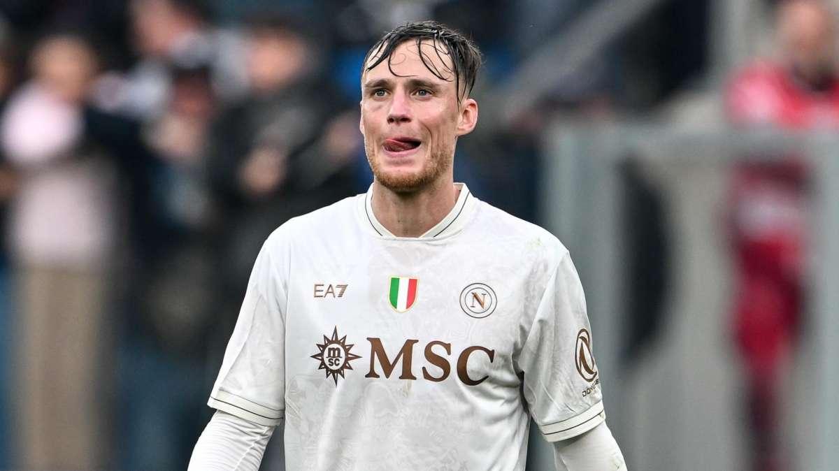 Calciomercato Lazio | Il Napoli blinda Beukema: non è sul mercato