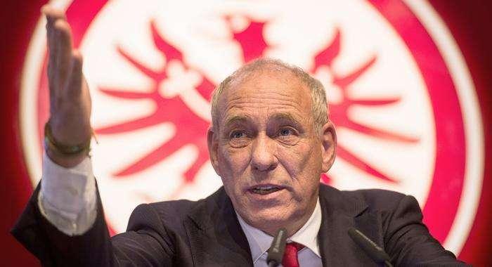 Lazio, il delirio del pres. dell’Eintracht: "Tifosi, restate a casa. Non andate a Roma!"
